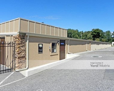 Storage Units for Rent available at 6300 Atlanta Hwy, Alpharetta, GA 30004 - Photo Gallery 1
