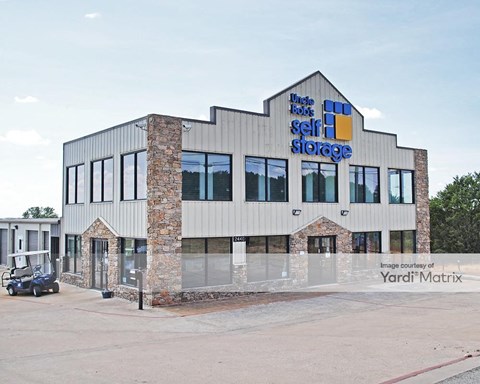 Storage Units for Rent available at 2440 West Whitestone Blvd, Cedar Park, TX 78613