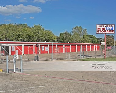 Storage Units for Rent available at 5000 West Vickery Blvd, Fort Worth, TX 76107 Photo Gallery 1