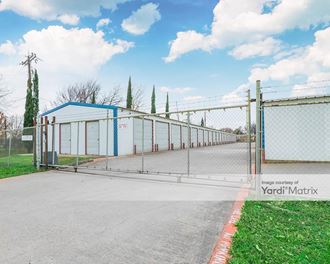 Storage Units for Rent available at 2027 Lone Star Road, Mansfield, TX 76063
