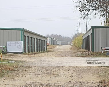 Storage Units for Rent available at 7711 East FM 917, Alvarado, TX 76009 Photo Gallery 1