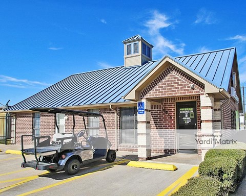 Storage Units for Rent available at 6615 North Beach Street, Fort Worth, TX 76137