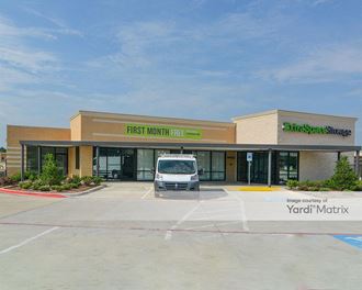 Storage Units for Rent available at 1040 West Sublet Road, Arlington, TX 76001