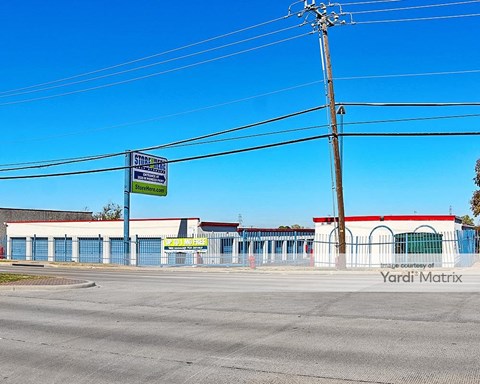 Storage Units for Rent available at 2020 West Pioneer Pkwy, Pantego, TX 76013