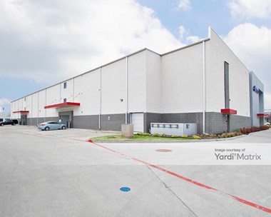 Storage Units for Rent available at 1010 Jupiter Road, Plano, TX 75074