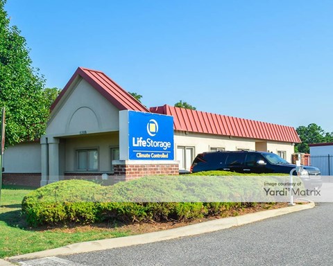 Storage Units for Rent available at 6208 Jahnke Road, Richmond, VA 23225