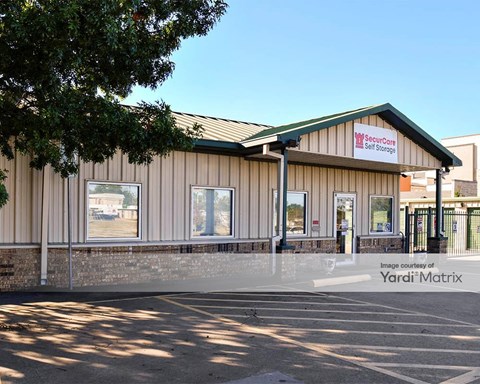 Storage Units for Rent available at 550 Fort Worth Drive, Denton, TX 76201