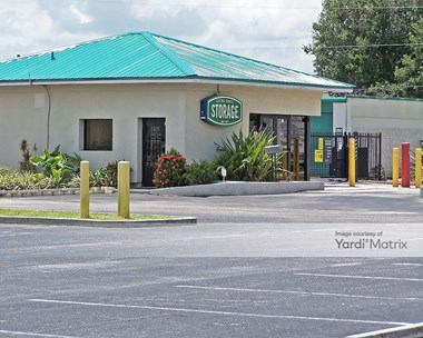 Storage Units for Rent available at 23215 Harborview Road, Punta Gorda, FL 33980 Photo Gallery 1