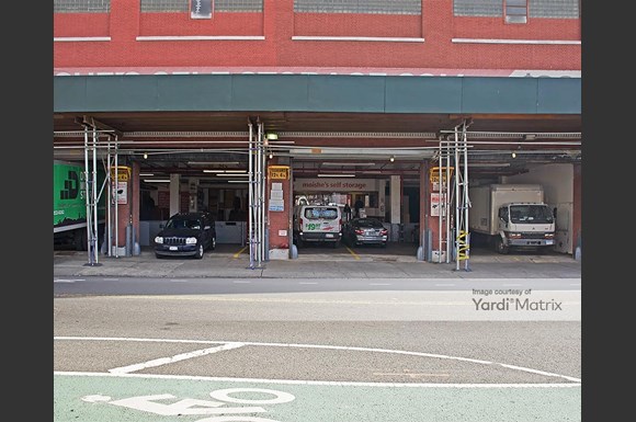 Moishe S Self Storage 833 40th Avenue Long Island City Rentcafe