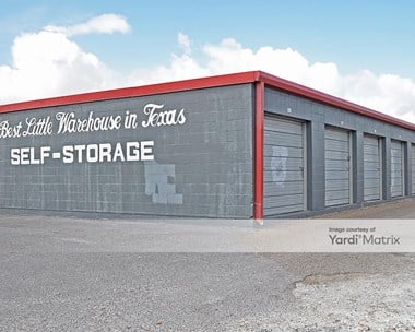 Storage Units for Rent available at 2825 Rockwell Drive, Brownsville, TX 78521 Photo Gallery 1