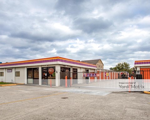 Storage Units for Rent available at 12670 Veterans Memorial Drive, Houston, TX 77014