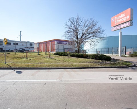 Storage Units for Rent available at 7701 South Main Street, Houston, TX 77030