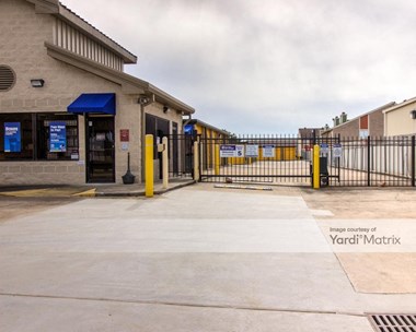 Storage Units for Rent available at 12711 Westheimer Road, Houston, TX 77077 Photo Gallery 1
