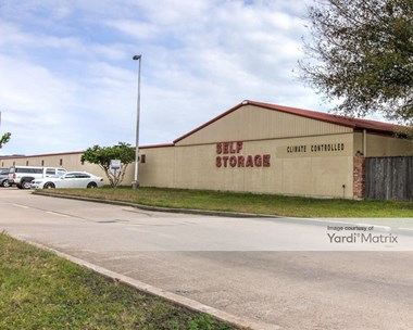 Storage Units for Rent available at 20150 Park Row Drive, Katy, TX 77449 - Photo Gallery 1