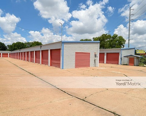 Storage Units for Rent available at 11901 TX-249, Houston, TX 77086