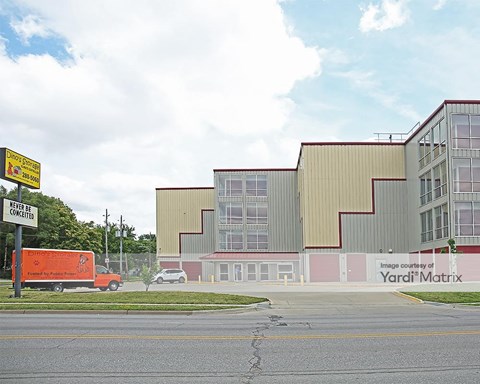 Storage Units for Rent available at 2725 2Nd Avenue, Des Moines, IA 50313