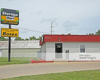 Storage Units for Rent available at 3221 Martin Luther King Jr. Pkwy, Des Moines, IA 50310