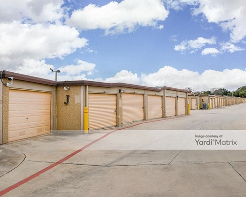 Storage Units for Rent available at 7550 Culebra Road, San Antonio, TX 78251