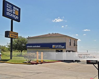 Storage Units for Rent available at 10260 Marbach Road, San Antonio, TX 78245 Photo Gallery 1