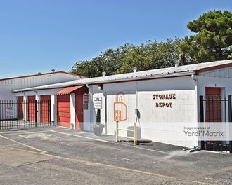 Storage Units for Rent available at 125 Gruene Road, New Braunfels, TX 78130