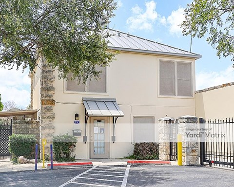 Storage Units for Rent available at 16523 Huebner Road, San Antonio, TX 78248