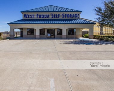 Storage Units for Rent available at 5755 West Fuqua Street, Houston, TX 77085 Photo Gallery 1