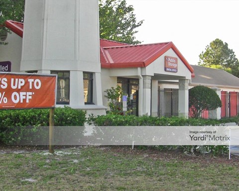 Storage Units for Rent available at 1010 West Lumsden Road, Brandon, FL 33511