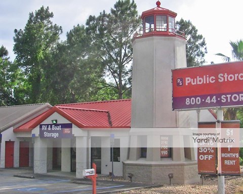 Storage Units for Rent available at 8421 West Hillsborough Avenue, Tampa, FL 33615