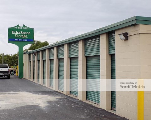 Storage Units for Rent available at 105 South Falkenburg Road, Tampa, FL 33619