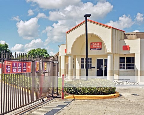 Storage Units for Rent available at 1851 North Alafaya Trail, Orlando, FL 32826
