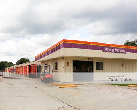 Storage Units for Rent available at 235 East Oak Ridge Road, Orlando, FL 32809