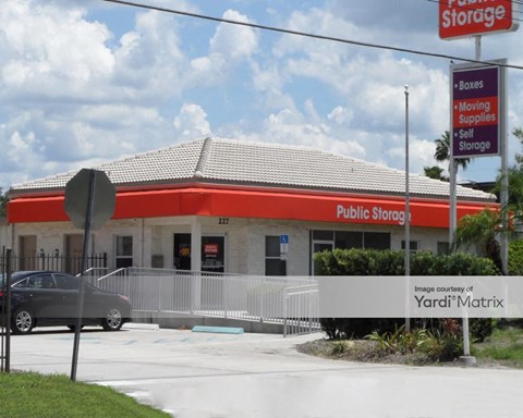 Storage Units for Rent available at 227 Simpson Road, Kissimmee, FL 34744
