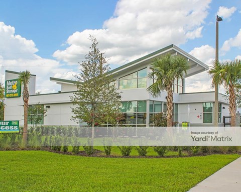 Storage Units for Rent available at 7627 Narcoossee Road, Orlando, FL 32822