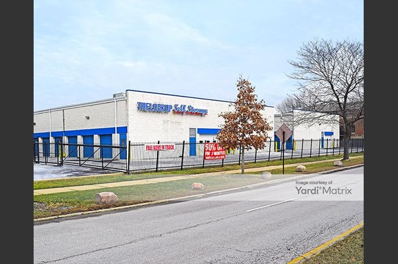 Extra Space Storage 3850 West Devon Avenue Lincolnwood Rentcafe