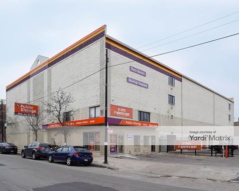 Storage Units for Rent available at 4072 North Broadway Street, Chicago, IL 60613
