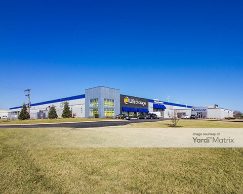 Storage Units for Rent available at 7700 West 79Th Street, Bridgeview, IL 60455
