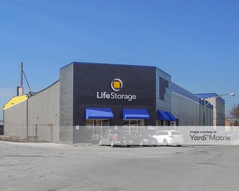 Storage Units for Rent available at 3245 West 30Th Street, Chicago, IL 60623
