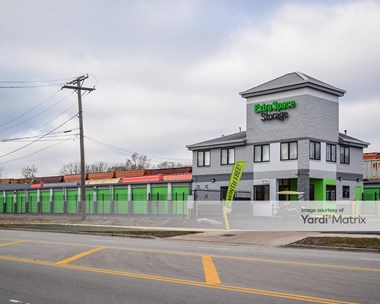 Storage Units for Rent available at 1000 East 95Th Street, Chicago, IL 60619