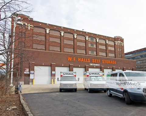 Storage Units for Rent available at 1919 West Pershing Road, Chicago, IL 60609