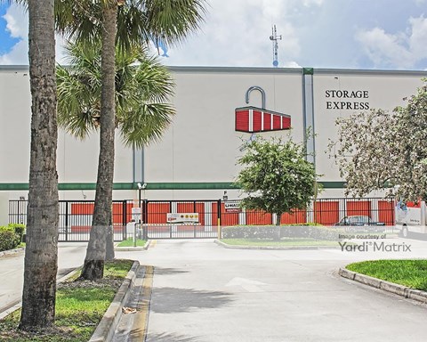 Storage Units for Rent available at 2700 North State Road 7, Hollywood, FL 33021