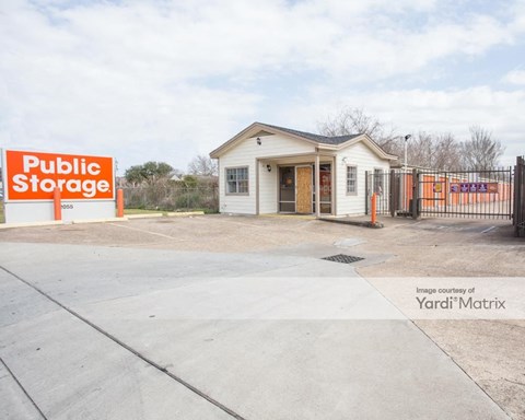 Storage Units for Rent available at 2055 Hayes Road, Houston, TX 77077
