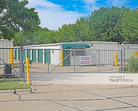 Storage Units for Rent available at 10135 Hickman Court, Clive, IA 50325