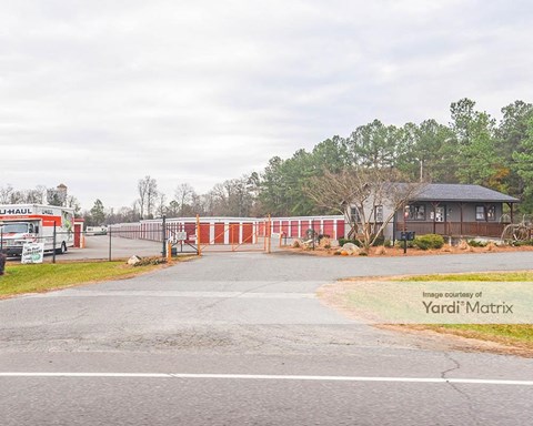 Storage Units for Rent available at 598 Oakridge Farm Hwy, Mooresville, NC 28115