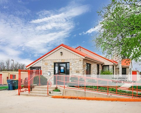 Storage Units for Rent available at 1019 West Rawson Avenue, Oak Creek, WI 53154