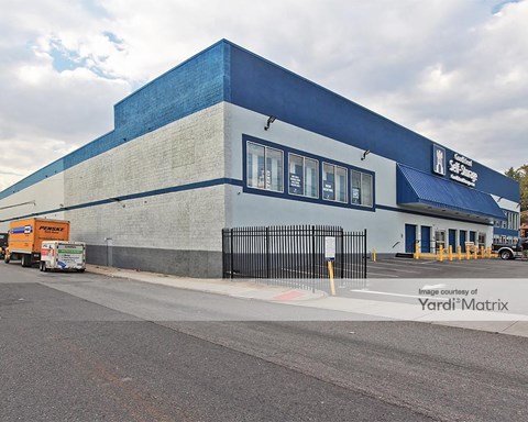 Storage Units for Rent available at 4301 Tonnelle Avenue, North Bergen, NJ 07047