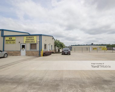 Storage Units for Rent available at 10670 FM 1484, Conroe, TX 77303 - Photo Gallery 1