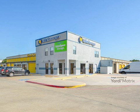 Storage Units for Rent available at 802 East Richey Road, Houston, TX 77073