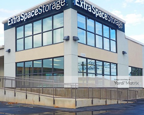 Storage Units for Rent available at 3308 South Blvd, Charlotte, NC 28209