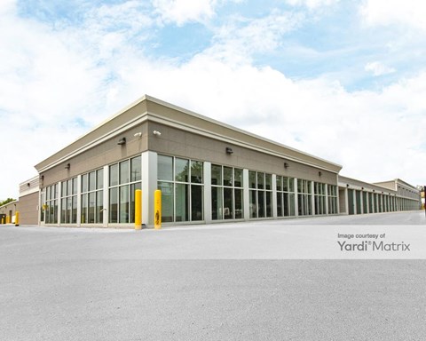 Storage Units for Rent available at 5555 North 27Th Street, Milwaukee, WI 53209