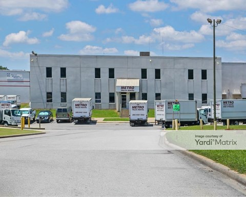 Storage Units for Rent available at 175 West Oxmoor Road, Birmingham, AL 35209